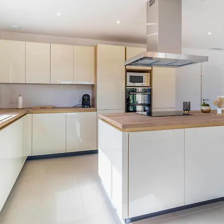 Cozy In With Kitchen Vakantiehuis Bellegarde (Gard)